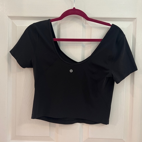 Lululemon athletic crop top size 10 - Picture 3 of 4